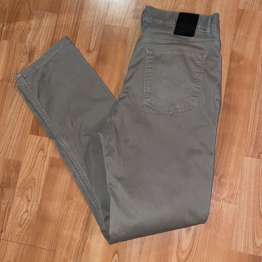 DKNY SLIM ST MARKS PANTS